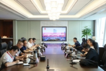 优德88集团总经理李新华来中国优德88调研